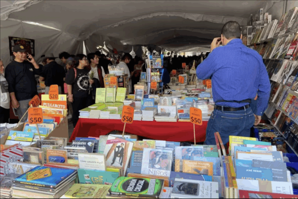 Feria del Libro de la Alameda Centra